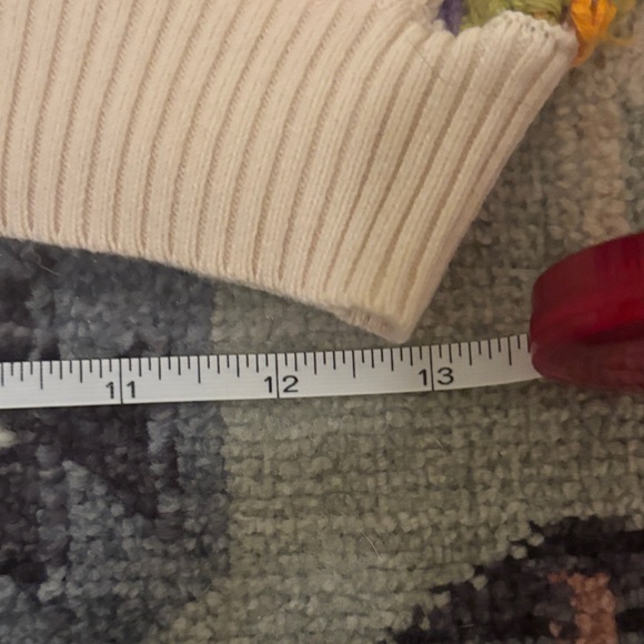 FARM Rio Multicolor Floral Sweater - Picture 9 of 11